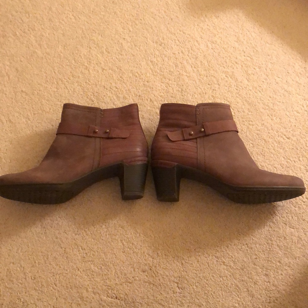 Rockport Brown Leather Booties